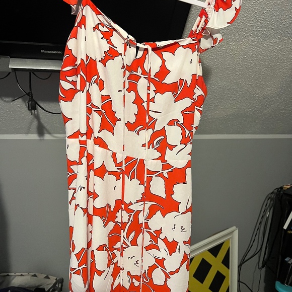 Floral dress - Picture 1 of 3